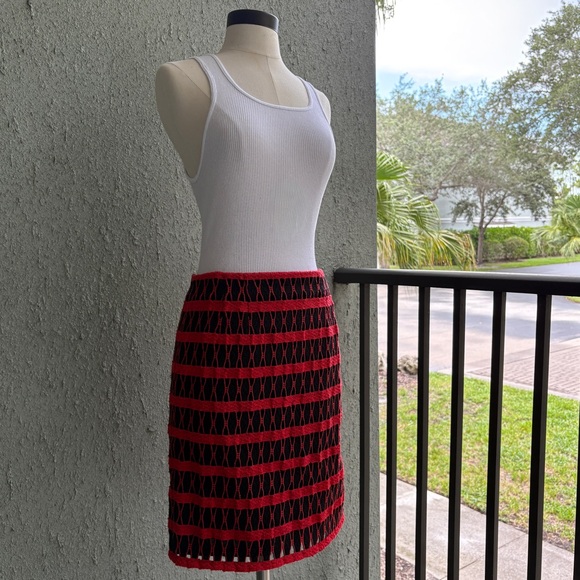 W Worth Black Red Midi Straight Skirt Size 4 Woven Striped Lined Pencil Retro - Picture 3 of 15